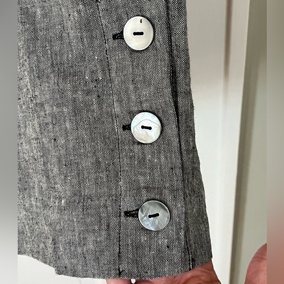 Chico's 100% Linen Button Trim Cropped Pull On Pants size Chico’s 00 US 2 Grey - Picture 4 of 12